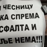 "Gradska vlast počela asfaltiranje, pa povukla sve mašine": Sedmi protest građana niškog naselja Delijski Vis 2
