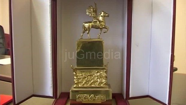 Frontmen Kerbera, Vojni orkestar i vatrogasci: Uručena najznačajnija nagrada grada Niša "11. januar" 2