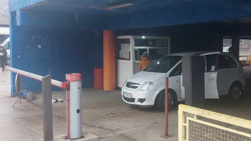 “Totalna glupost, ali kada pogledate ko vodi grad i ovo je dobro”: Problemi građana sa naplatom u Javnoj garaži u Zaječaru 1