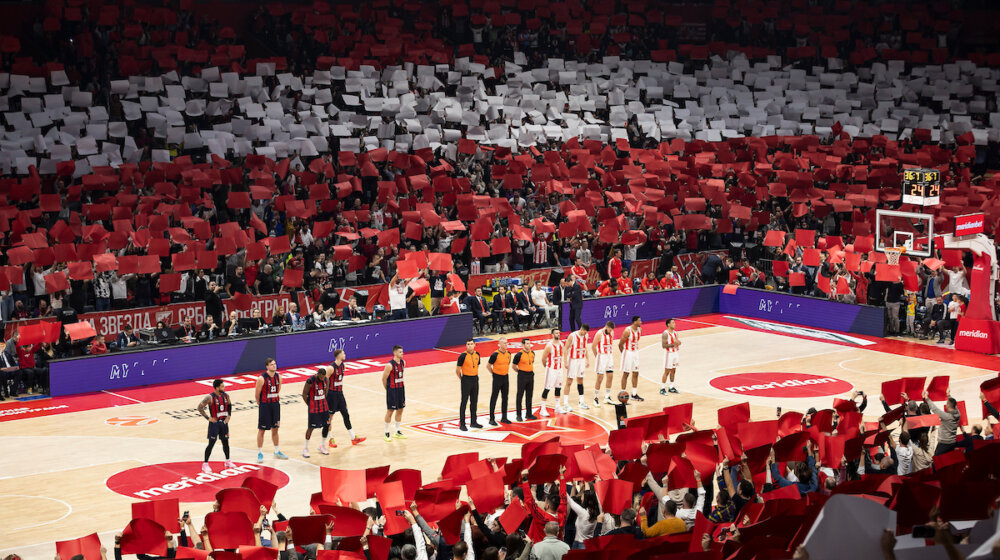 Navijači Crvene zvezde ne navijaju na utakmici protiv Panatinaikosa zbog tragedije u Novom Sadu 1