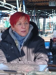 "Manite se, još kere ne spavaju sa mačkama": Reporterka Danasa s Pančevcima na pijaci posle katastrofičnih najava ledenih dana u Srbiji 3
