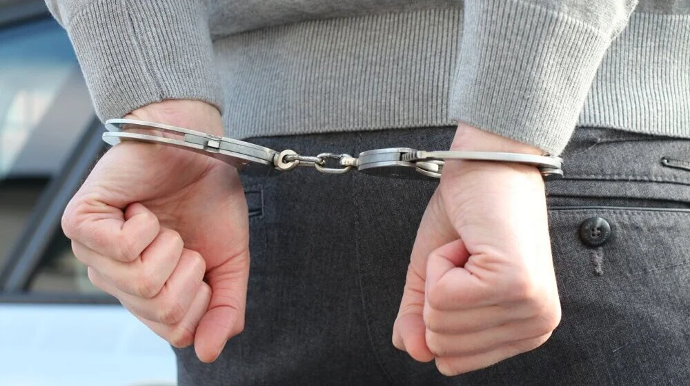 Uhapšen muškarac na Zlatiboru sa kilogramom marihuane u kolima 7