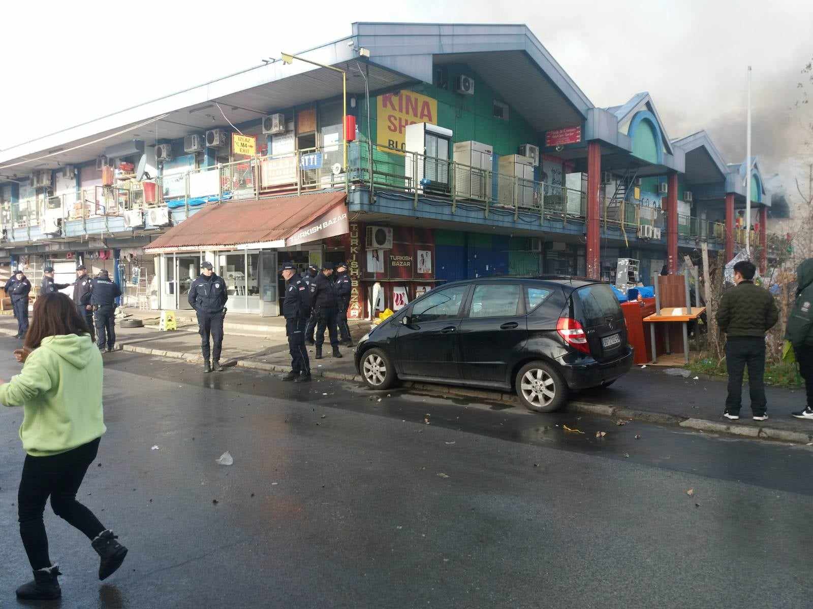 Lokalizovan požar u Bloku 70, vazduh u Beogradu zagađen (FOTO/VIDEO) 8