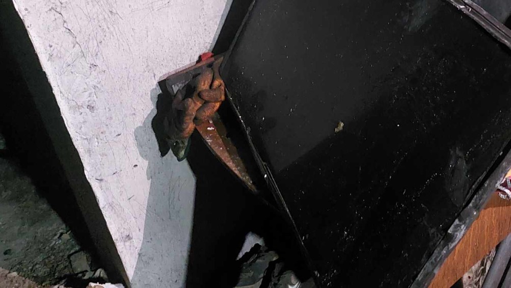 “Ugledali smo plamen i dim je počeo da se širi i kod nas – ostajali smo bez vazduha”: Porodica sa sedmoro dece iz Vratarnice kod Zaječara preko noći ostala bez krova nad glavom 4 “Ugledali smo plamen i dim je počeo da se širi i kod nas – ostajali smo bez vazduha”: Porodica sa sedmoro dece iz Vratarnice kod Zaječara preko noći ostala bez krova nad glavom 4