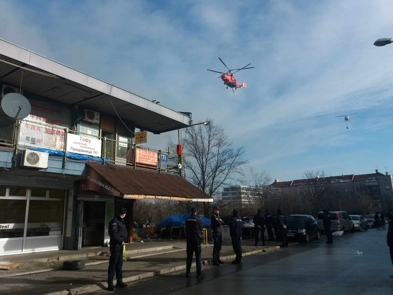 Lokalizovan požar u Bloku 70, vazduh u Beogradu zagađen (FOTO/VIDEO) 9