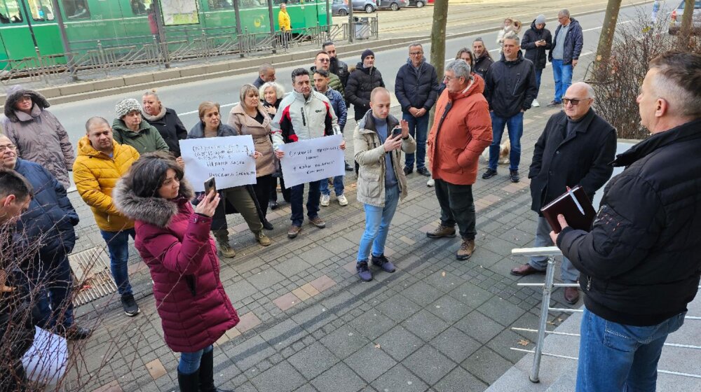 Protest radnika JP Putevi Srbija: "Nećemo gimnastiku, hoćemo platu" 1