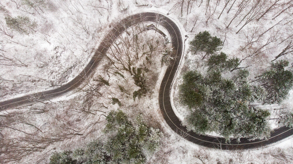 Iriški venac zatvoren za teretni saobraćaj, cisterna se poprečila u smeru ka Novom Sadu (FOTO) 1