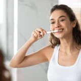 Koje greške najčešće pravimo kada peremo zube? 1