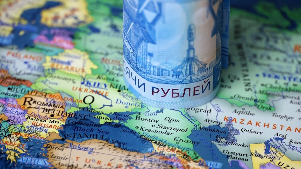 "Meka moć ruskog sveta": Novaja Gazeta Evropa o tome kako se ruska "kulturna i humanitarna" propaganda tiho infiltrira u druge zemlje 1