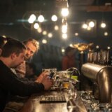 Kako prolaze ugostitelji za vreme praznika, i da li su protesti imali uticaja na njihovo poslovanje? 3