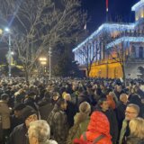 Na protestu Srbija protiv nasilja zbog izborne krađe i nerazjašnjenog ubistva Olivera Ivanovića, Marinika Tepić poručila: Vlast slavi krv i ubistva (VIDEO, FOTO) 5