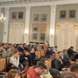 Studenti i sa 40 godina, zanima ih samo izbor dekana: Zbog čega profesori traže izmene Statuta Univerziteta u Beogradu? 9