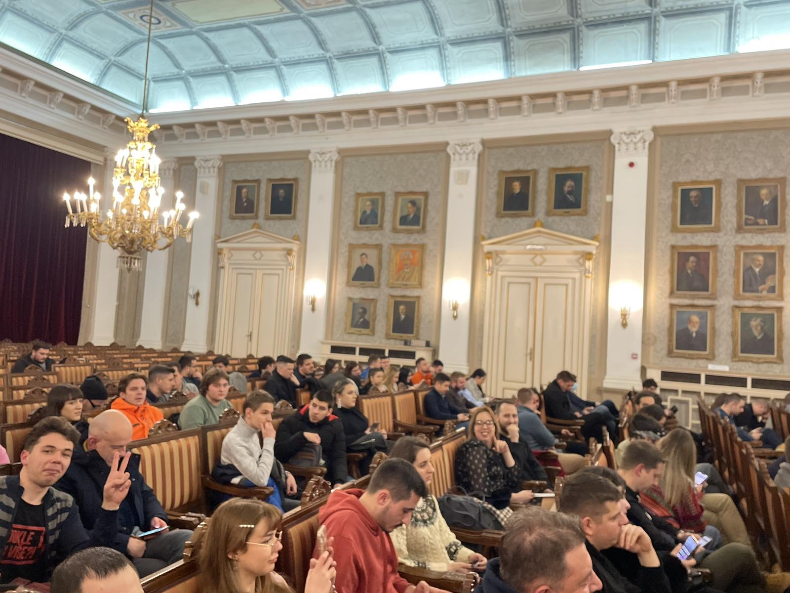 Kako su u fotografijama izgledali jučerašnji protesti? (FOTO) 8