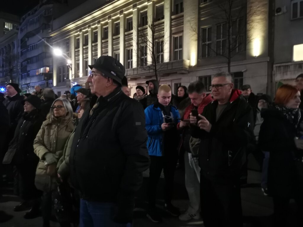 Završen protest koalicije Srbija protiv nasilja, Milivojević: RTS zna da su izbori pokradeni, ali to ne sme da objavi (VIDEO,FOTO) 16