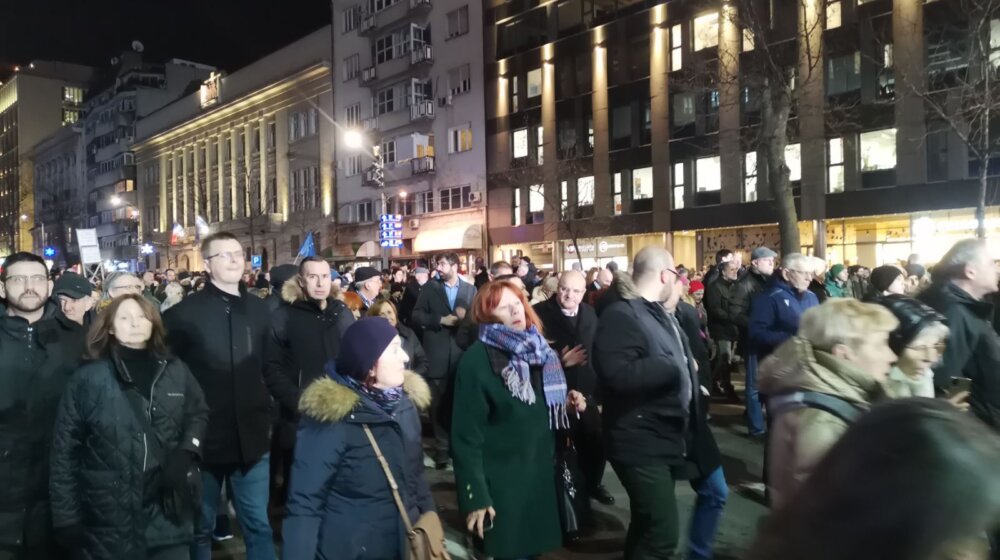 Završen protest koalicije Srbija protiv nasilja, Milivojević: RTS zna da su izbori pokradeni, ali to ne sme da objavi (VIDEO,FOTO) 1