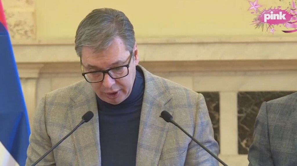 Vučić u operativnom centru VBA odgovorio na nabavku Džavelina od strane Prištine: Mi kupujemo "nore" 2