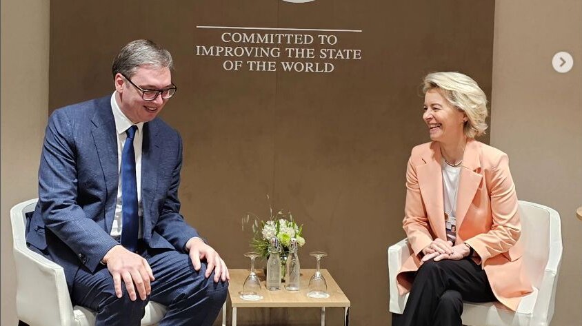 Kako se Vučić pripremio za sastanak sa Ursulom fon der Lajen u Davosu? 1