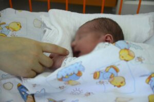 U prvih 10 meseci 2025. godine u Srbiji rođeno manje beba nego lani 1