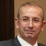 Majkl Devenport o odluci Prištine da vrati imovinu manastiru Dečani 4