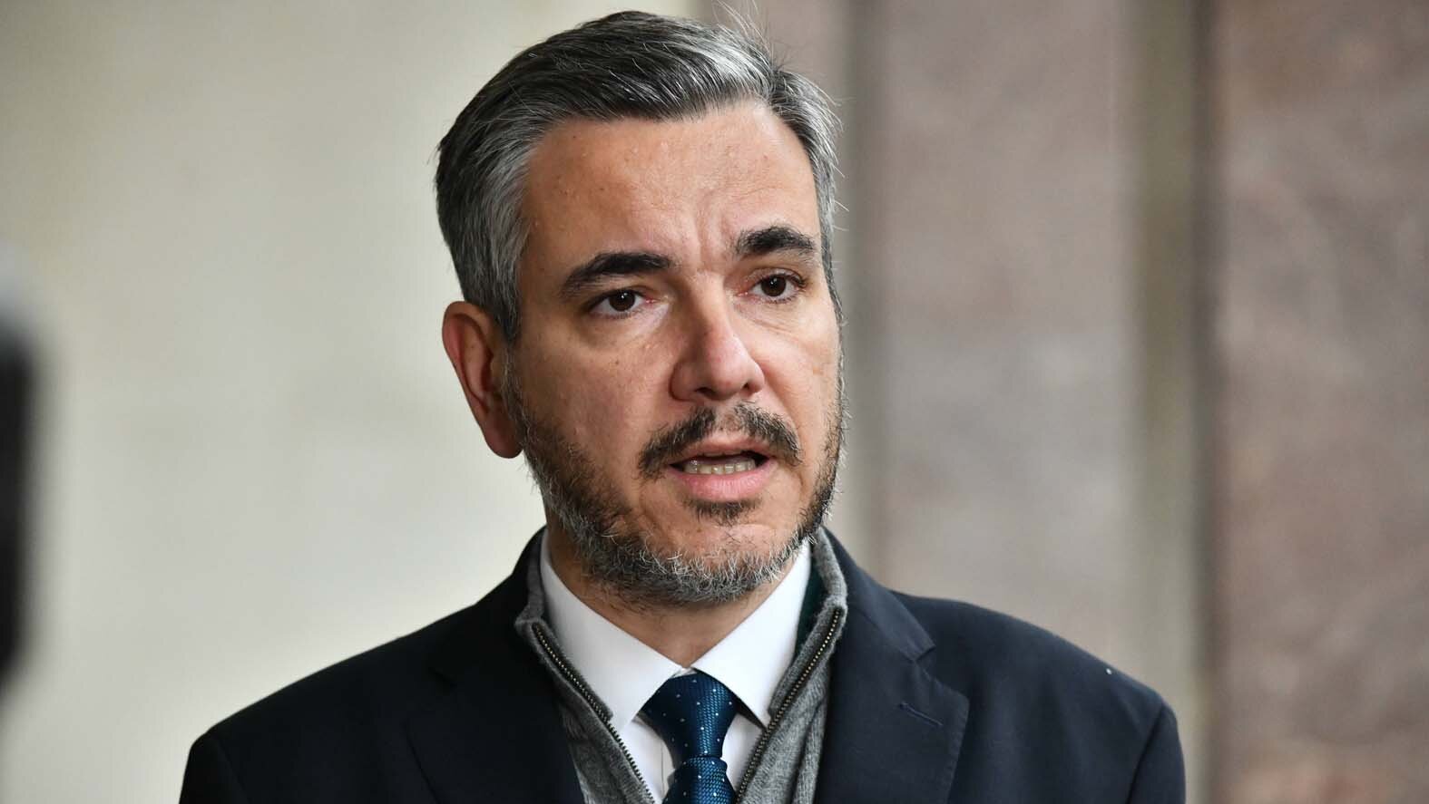Šta nam je Vučić novo najavio, a da već nismo čuli? 2 VLADIMIR OBRADOVIĆ