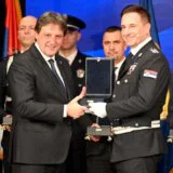 MUP: Milić je odlikovan jer je učestvovao u hapšenju kriminalne grupe koja se bavila trgovinom droge 11