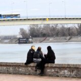 Sve veći broj mladih suočava se sa doživljajem izolovanosti i usamljenosti: Tribina "Na kafi sa psihologom" 3