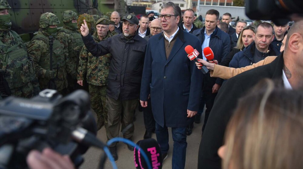 Vučić: Srbija od oružja izvozi sve što stigne 1