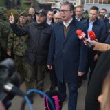 Vučić: Srbija od oružja izvozi sve što stigne 1