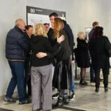 Majka učinioca masovnog ubistva u Ribnikaru nije se pojavila pred sudom, svedočila bivša direktorka škole 9