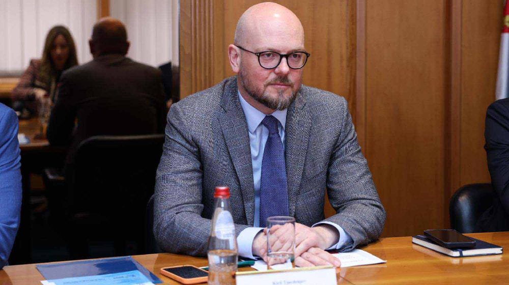 Tjurdenjev: Vlasnici pregovaraju o prodaji NIS-a sa nekoliko zainteresovanih strana 10