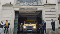 iseljenje Muzeja automobila "Bojim se da će oni koji bez problema lupaju 'meklarene', uskoro lupati i ove automobile": Još se ne zna sudbina oldtajmera nakon prinudnog iseljenja Muzeja automobila 4