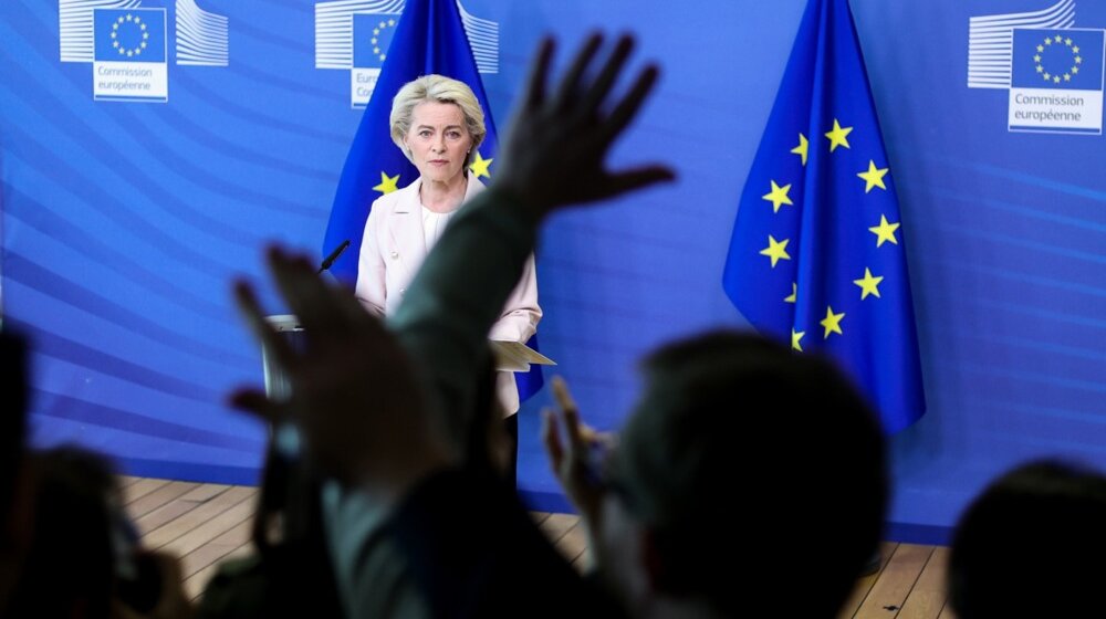 Bugari se bune protiv uvođenja evra: "Uzimaće vam ušteđevinu i slati Ukrajini" 1