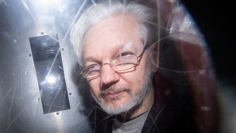 Džulijan Asanž i Vikiliks: Aktivista ili egzibicionista i hoće li biti izručen Americi 5 Julian Assange will take his fight against extradition to the Old Bailey on Monday. PA Photo. Issue date: Monday September 7, 2020