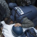 "Ciljani napadi i ubistva novinara predstavljaju ratne zločine": Eksperti UN osudili "strategiju" Izraela 7