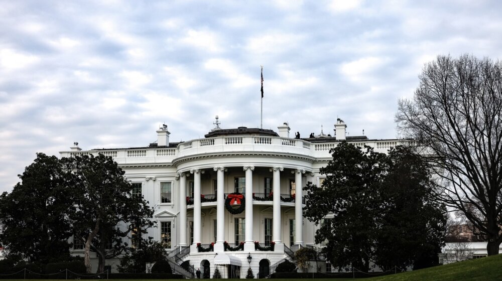 Molitveni doručak u Vašingtonu: Bajden pozvao na mir u svetu, prisustvovao i konzul Božović 1