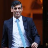 Britanski premijer protiv promene boje na dresu fudbalske reprezentacije Engleske 15