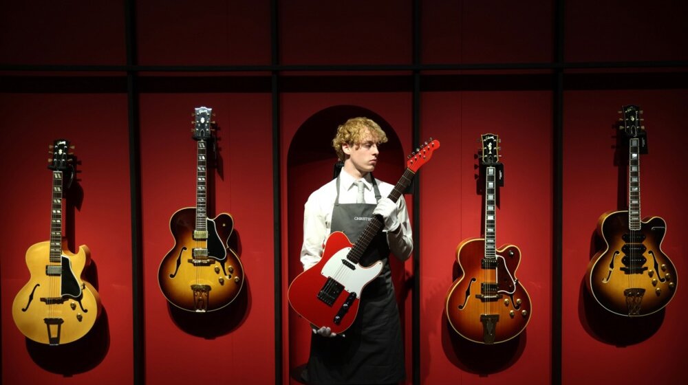 Gitara Marka Noflera iz 'Money For Nothing' i druge prodate za po više stotina hiljada funti 1