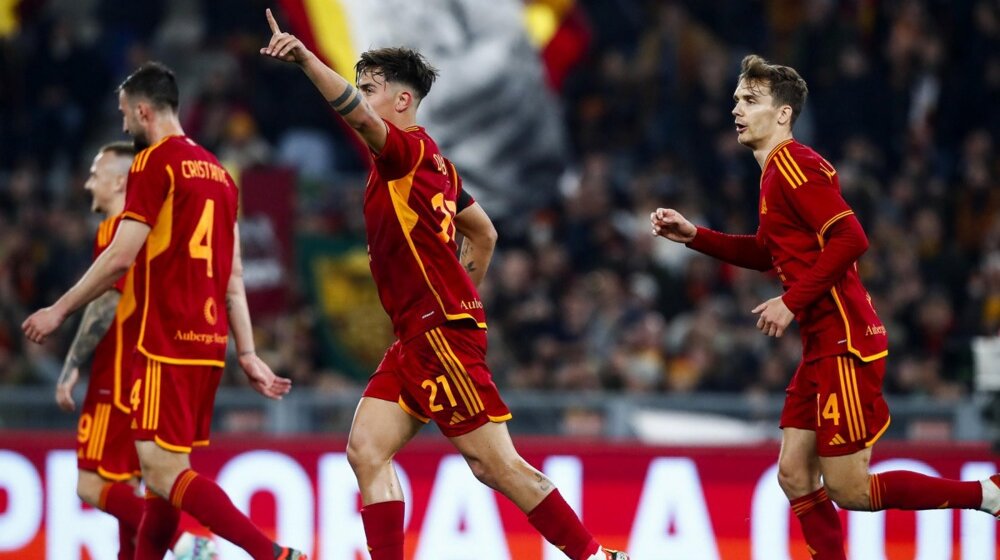 Rutinska pobeda Rome protiv Kaljarija 1