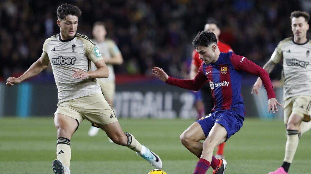 Kiks Barselone protiv "fenjeraša" Granade 1