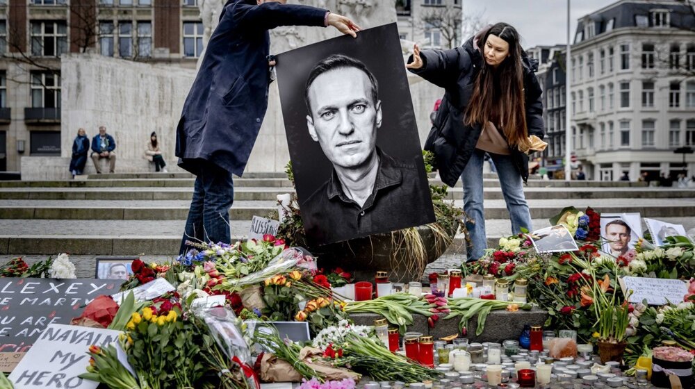 Dižu se žičane ograde i zatvaraju putevi sve zbog pogreba Putinovog najvećeg neprijatelja: Jutarnji list o sahrani Navaljnog 1