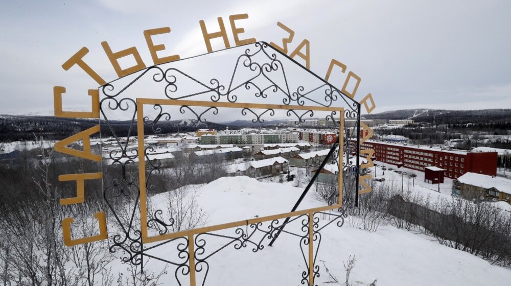Ruski istraživački portal proučio nadzorne kamere: Šta se desilo sa telom Navaljnog? (VIDEO) 1