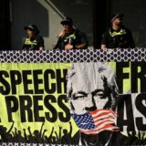 Danas odlučujući dan za Džulijana Asanža: Advokati imaju dva argumenta protiv njegovog izručenja SAD 5