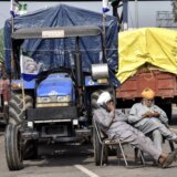Indijski poljoprivrednici ponovo krenuli ka Nju Delhiju, policija bacila suzavac 4