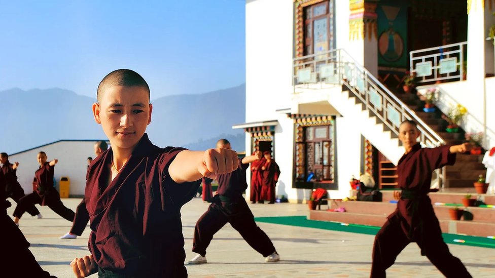 nepal, monahinje, kung fu