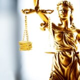 Pravosuđe: Koliko za takse, koliko za advokate - ima li u Srbiji prava za siromašne 11