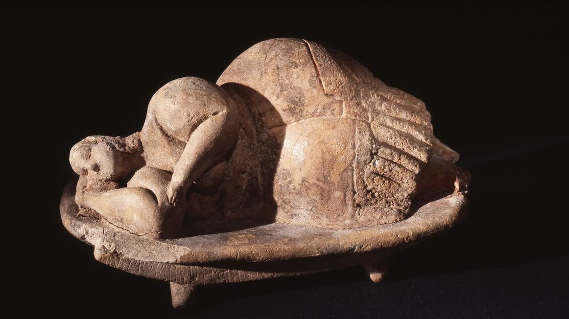 U potrazi za mirnim snom kroz vekove: Zanimljiva istorija kreveta 1 Glinena figurina iskopana na Malti