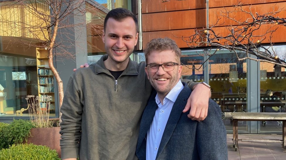 Zdravlje: Nisu se poznavali, a spasili su jedan drugom život 1 Marius (levo) i Nik (desno)