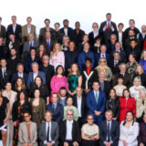 Film i Oskar 2024: Deset stvari koje su obeležile grupnu fotografiju za Oskara 2024. 5