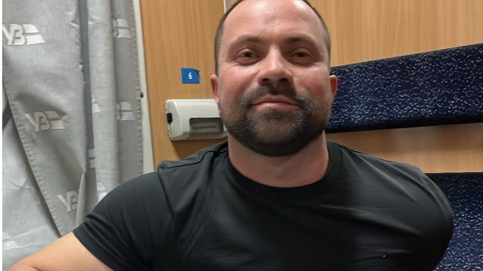 Rusija i Ukrajina: Ratom iscrpljeni Ukrajinci pate dok se ruska invazija nastavlja 3 Volodimir Mojsi