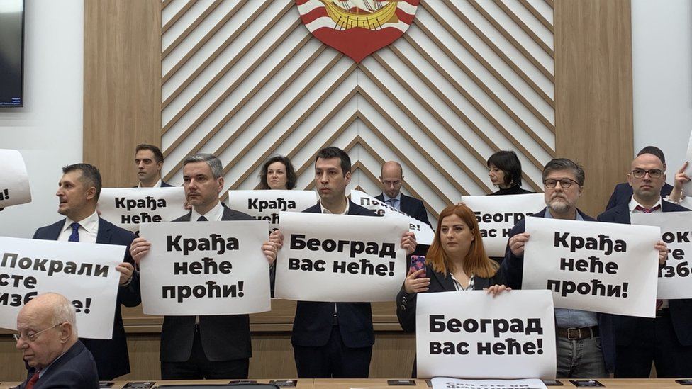 Izbori u Srbiji 2023: Skupština grada Beograda nije konstituisana, nije bilo kvoruma 1 Srbija protiv nasilja, opozicija